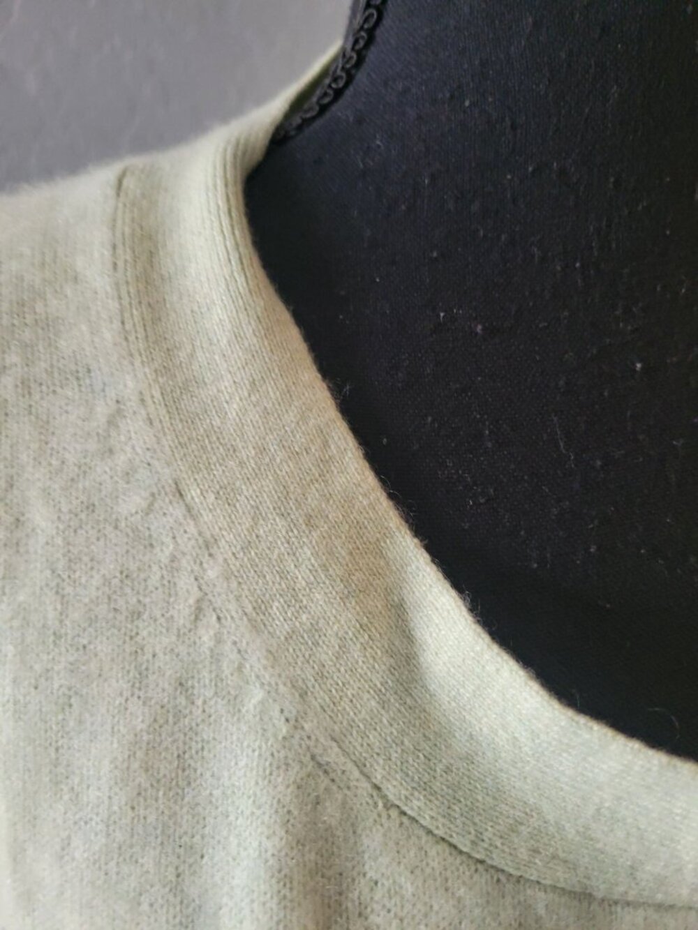 Banana Republic Italian 100% Cashmere Bow Tie Lime Green Short Sleeve Sweater S - Picture 3 of 10
